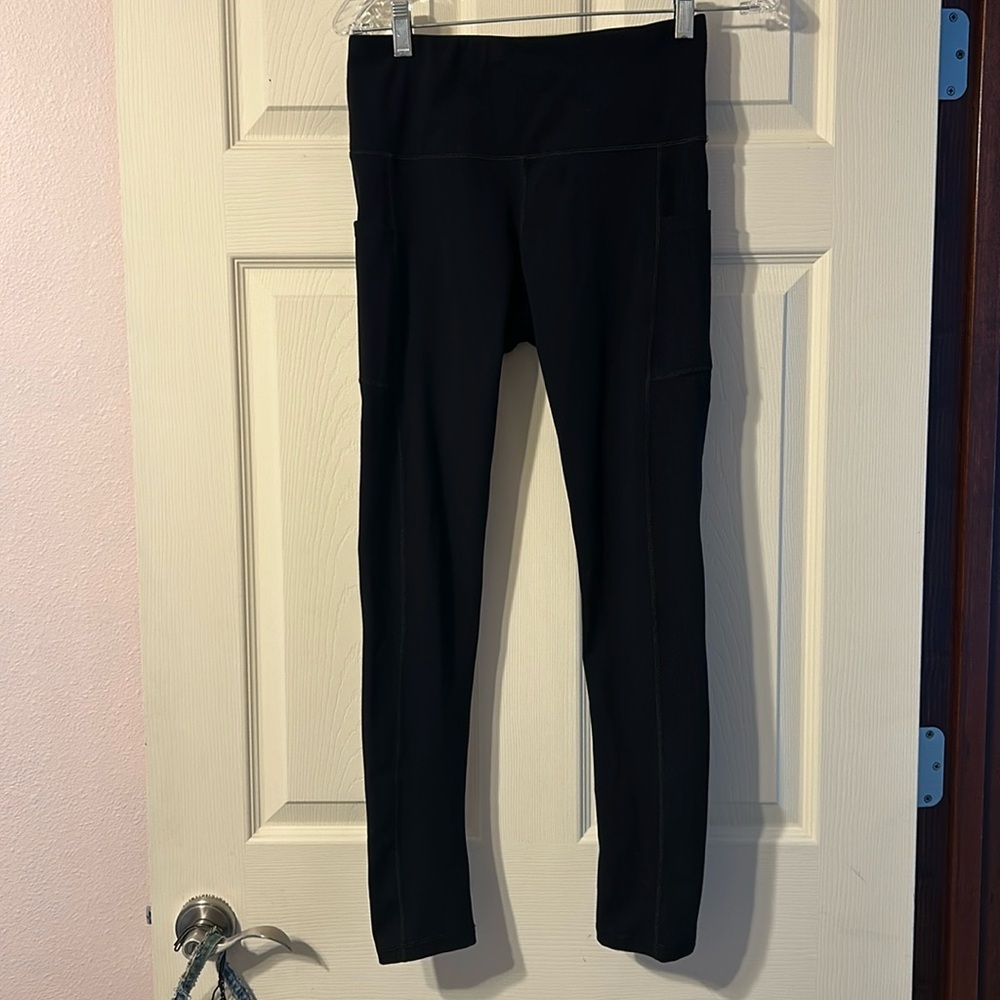 FengBay Black Leggings Medium